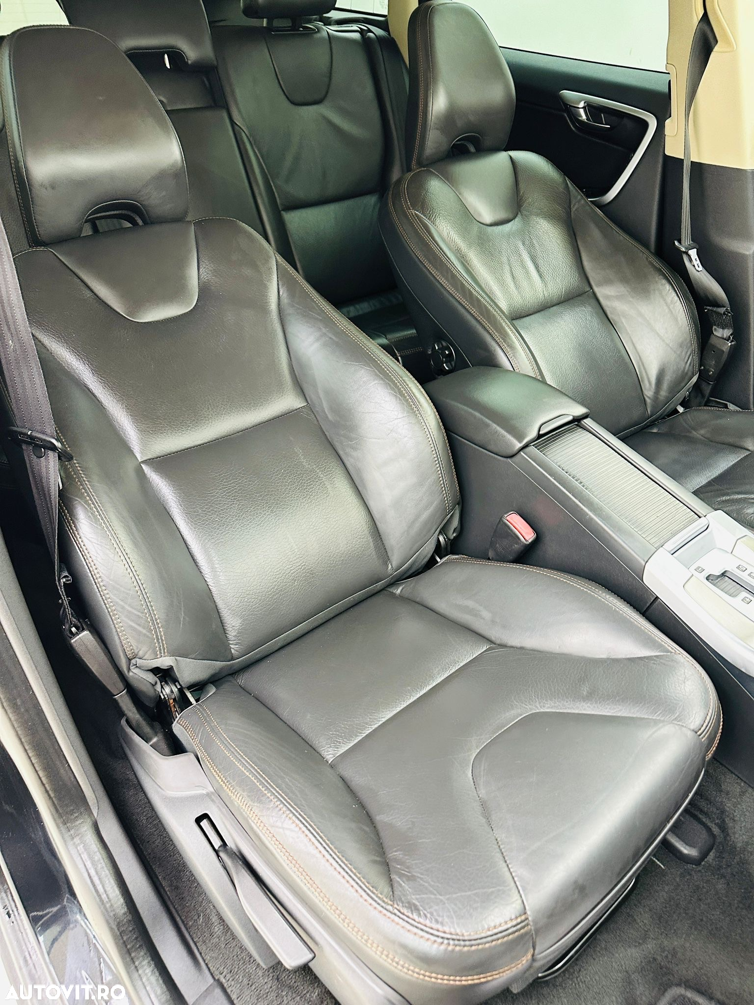 Volvo XC 60 - 27