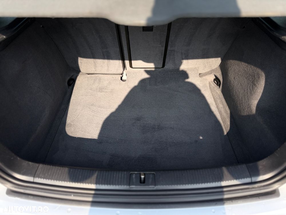 Audi A3 2.0 TDI ack DPF S line Sportpaket (plus) - 18