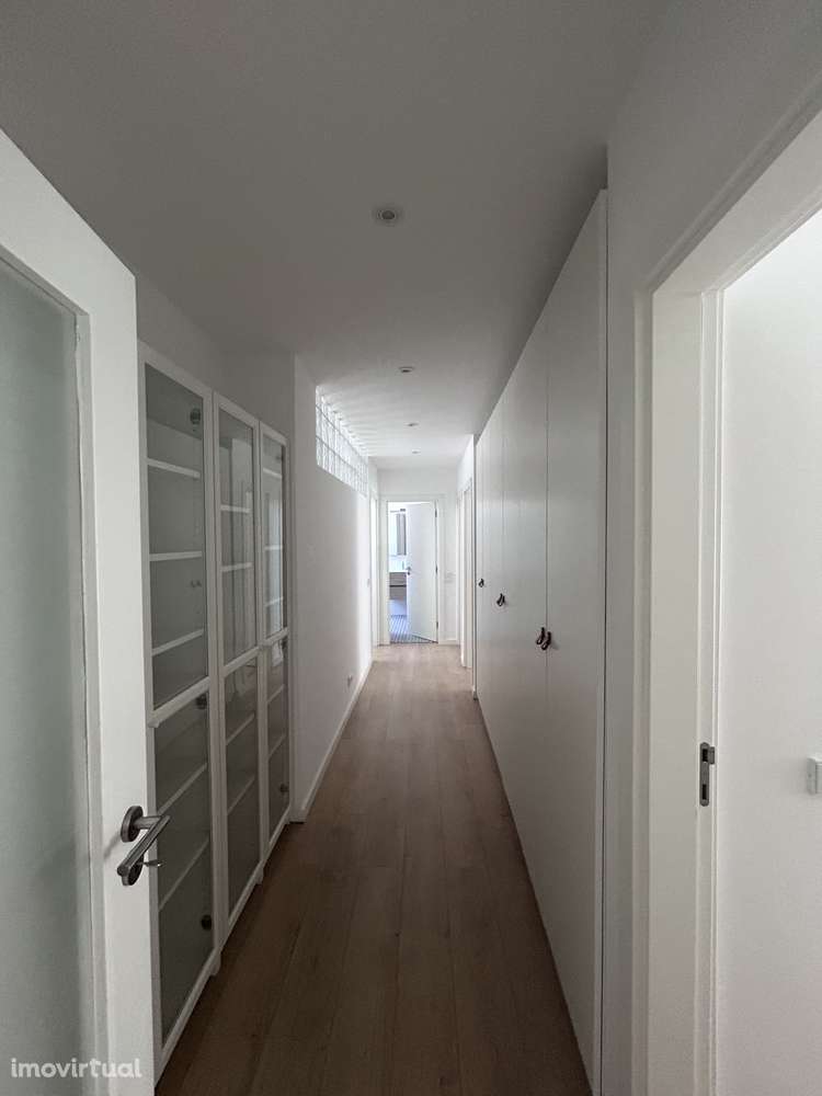 Excelente apartamento T3 +1, totalmente mobilado - Grande imagem: 2/21