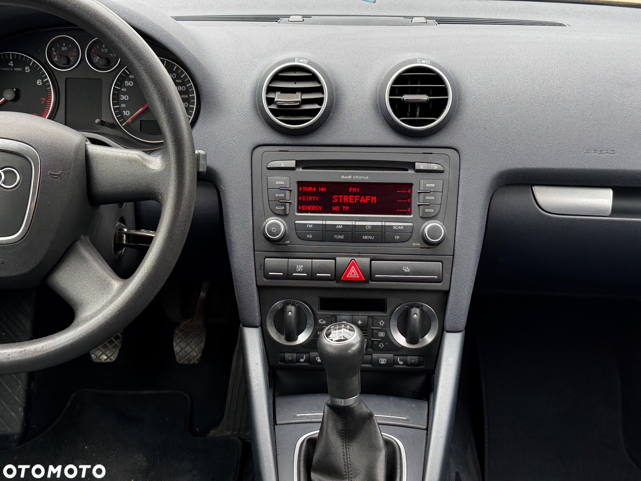 Audi A3 1.6 Attraction - 27