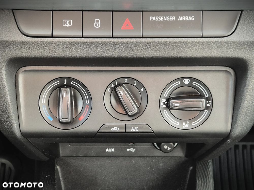 Skoda Fabia 1.0 Ambition - 33