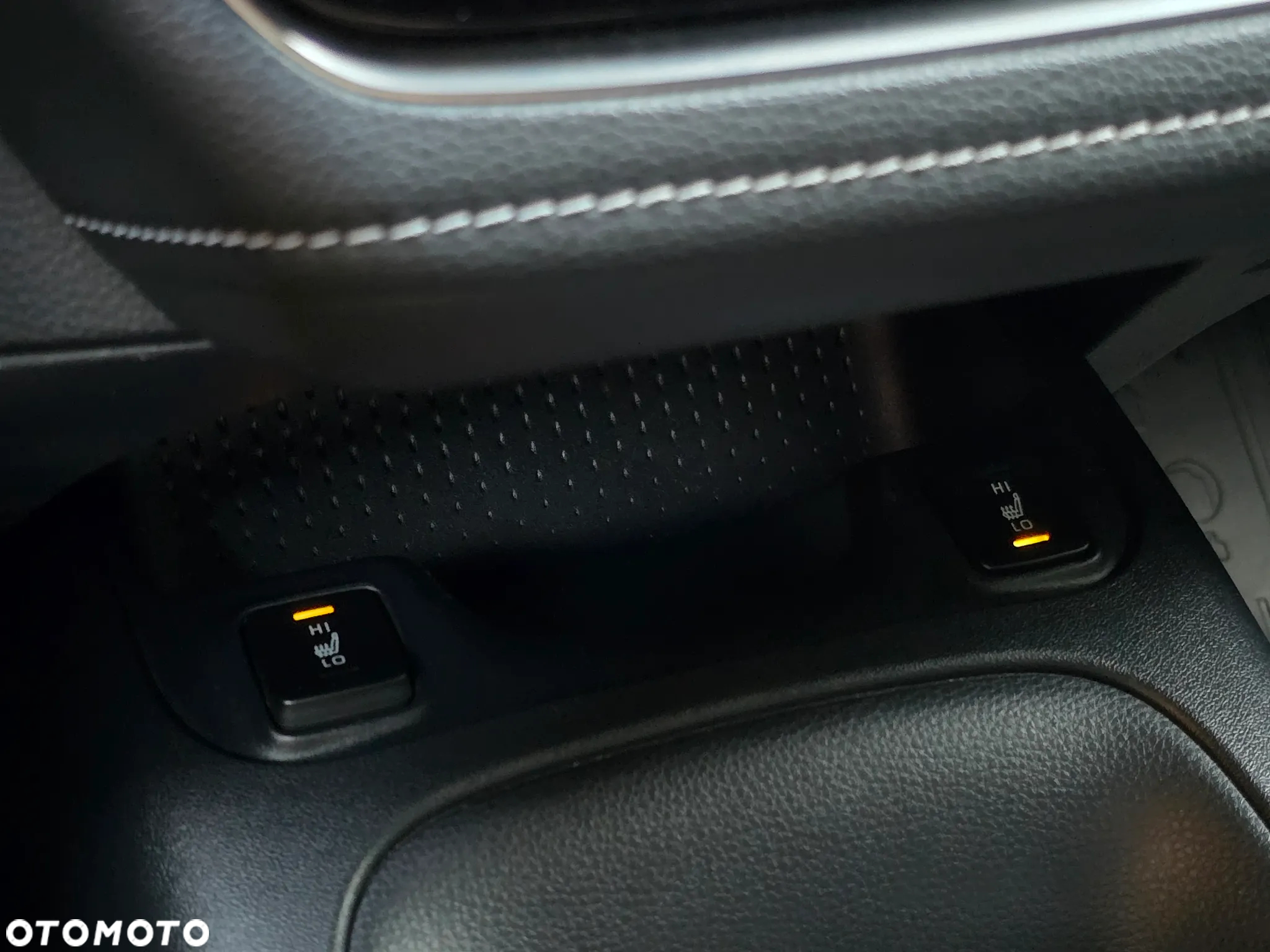 Toyota Corolla 1.8 Hybrid Comfort - 21