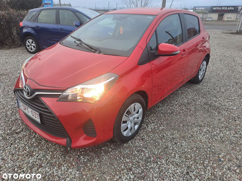Toyota Yaris - 1