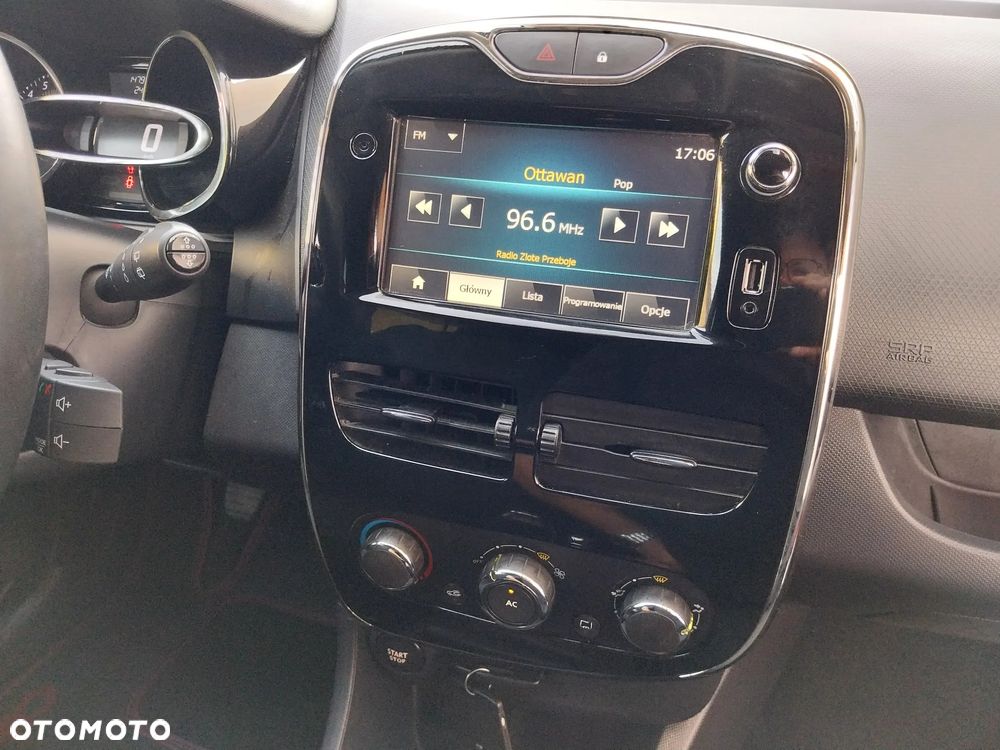Renault Clio 1.2 16V 75 Business - 23