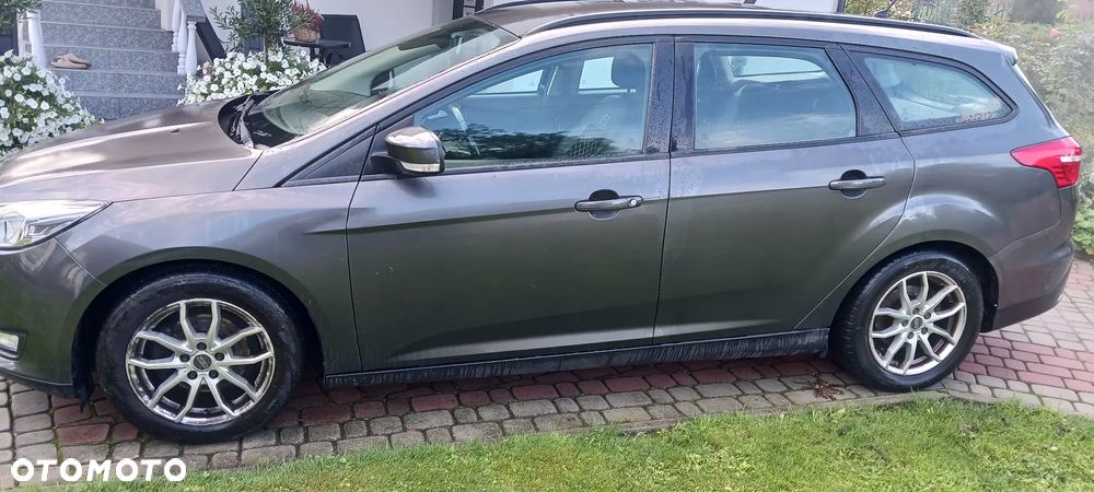 Ford Focus 1.0 EcoBoost Titanium ASS - 11