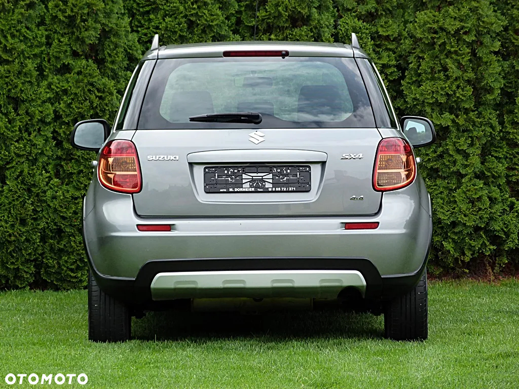 Suzuki SX4 1.6 Comfort Plus 4WD - 9