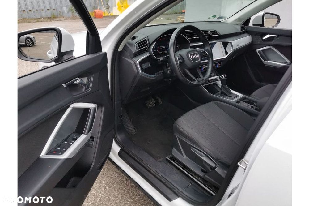 Audi Q3 2.0 TDI S tronic - 5