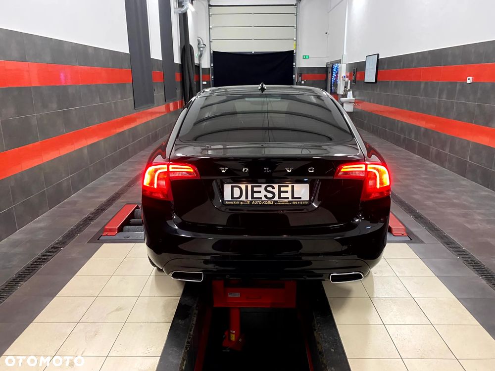 Volvo S60 D4 Geartronic Summum - 10