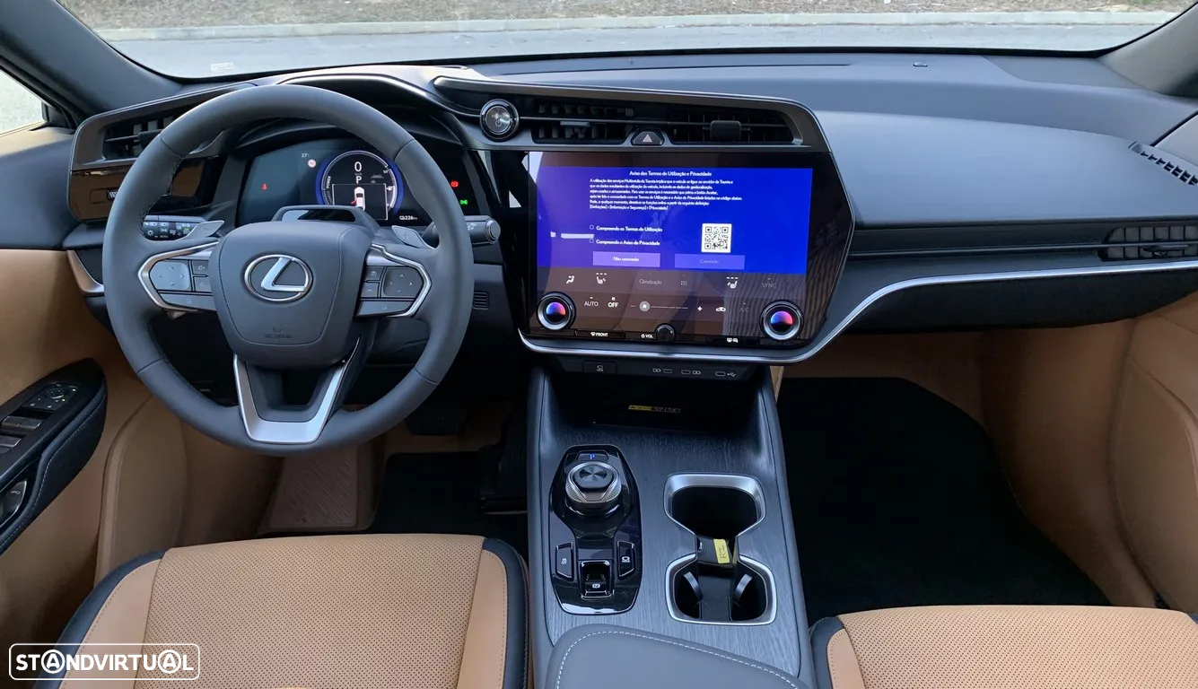 Lexus RZ 450e Executive Plus - 6