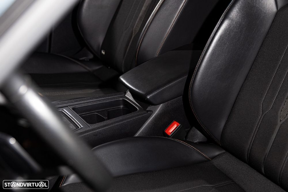 Cupra Leon ST 1.4 e-Hybrid MID DSG - 24