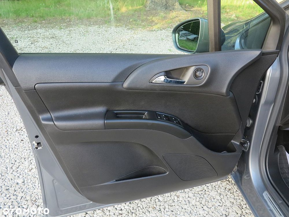 Opel Meriva 1.4 T Cosmo - 12