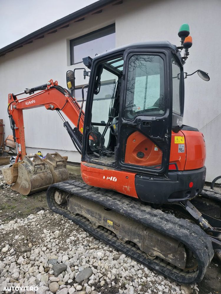 Kubota U48 - 2