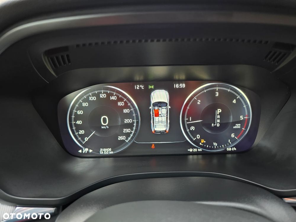 Volvo XC 60 D4 Geartronic RDesign - 36