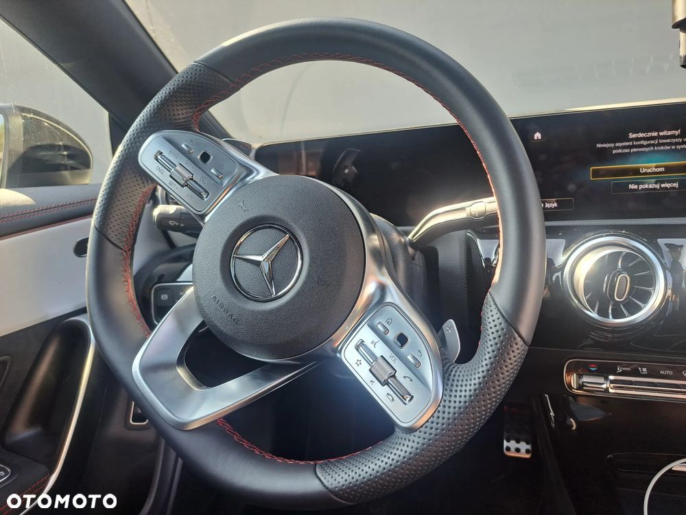 Mercedes-Benz CLA - 13