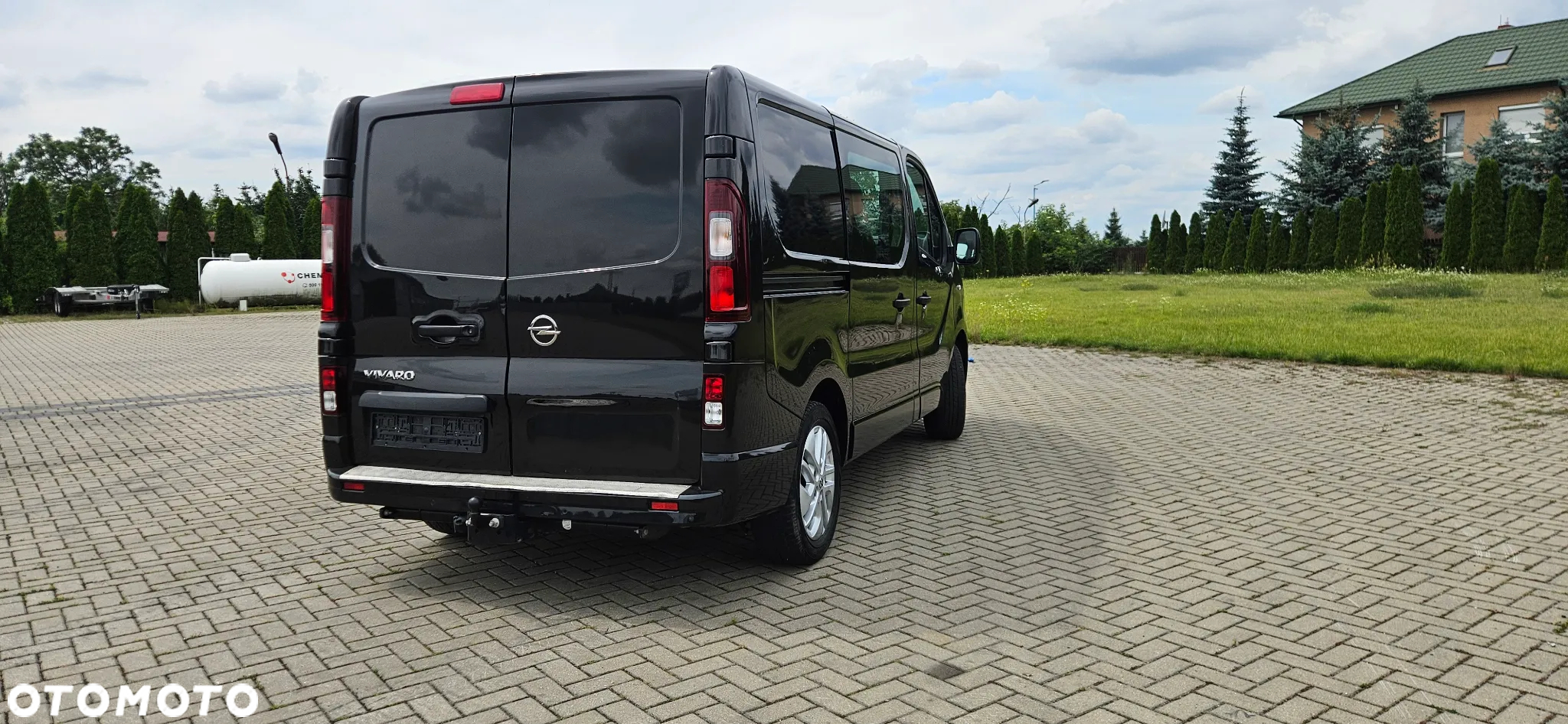 Opel Vivaro - 12