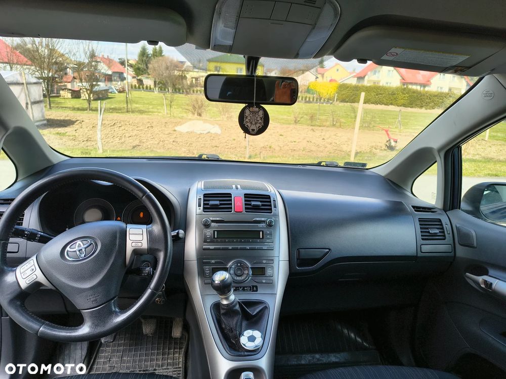 Toyota Auris 2.0 D-4D Prestige - 18