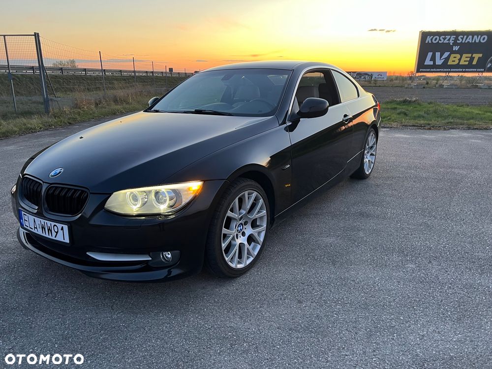 BMW Seria 3 320d - 16