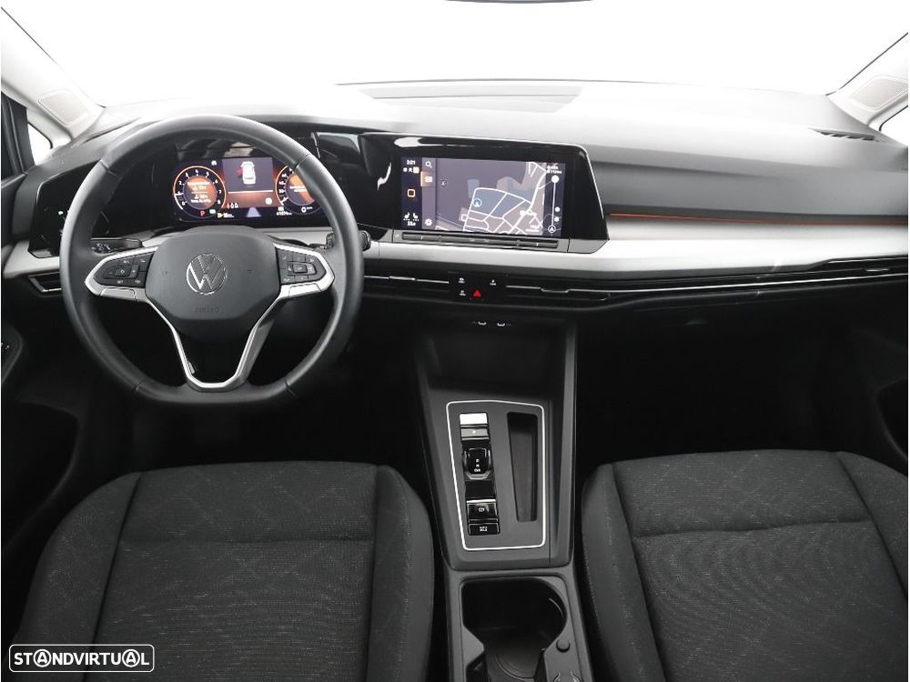 VW Golf Variant 1.5 eTSI Life DSG - 37