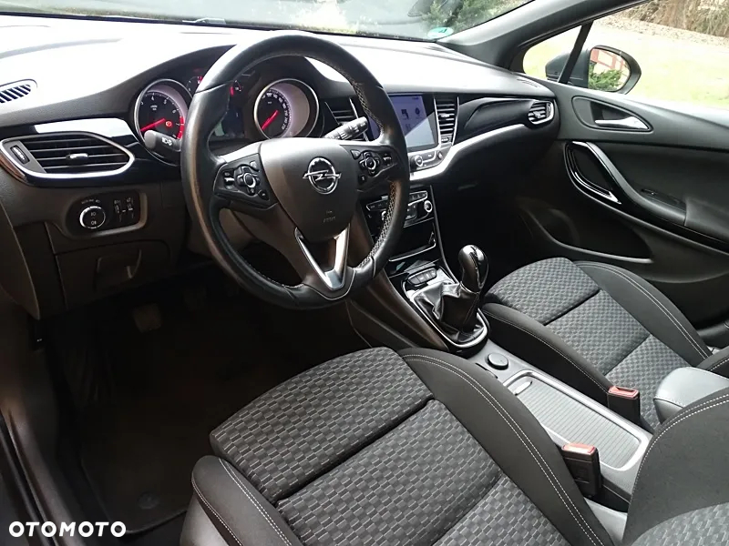 Opel Astra 1.4 Turbo Dynamic - 14