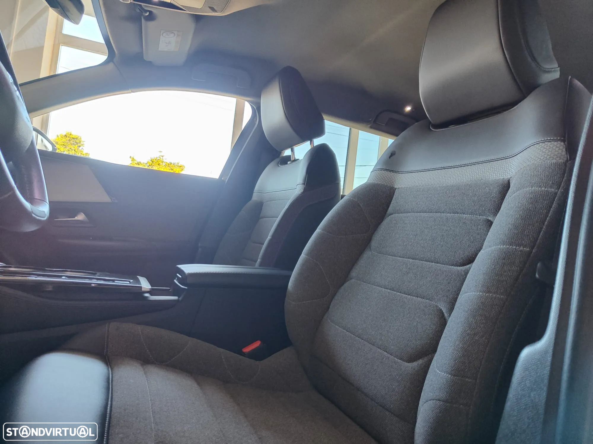 Citroën C5 X 1.6 Hybrid Shine Pack e-EAT8 - 24