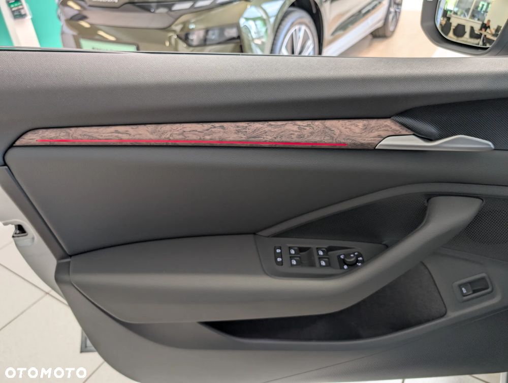 Skoda Superb 2.0 TSI L&K DSG - 11