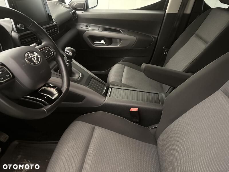 Toyota ProAce - 11
