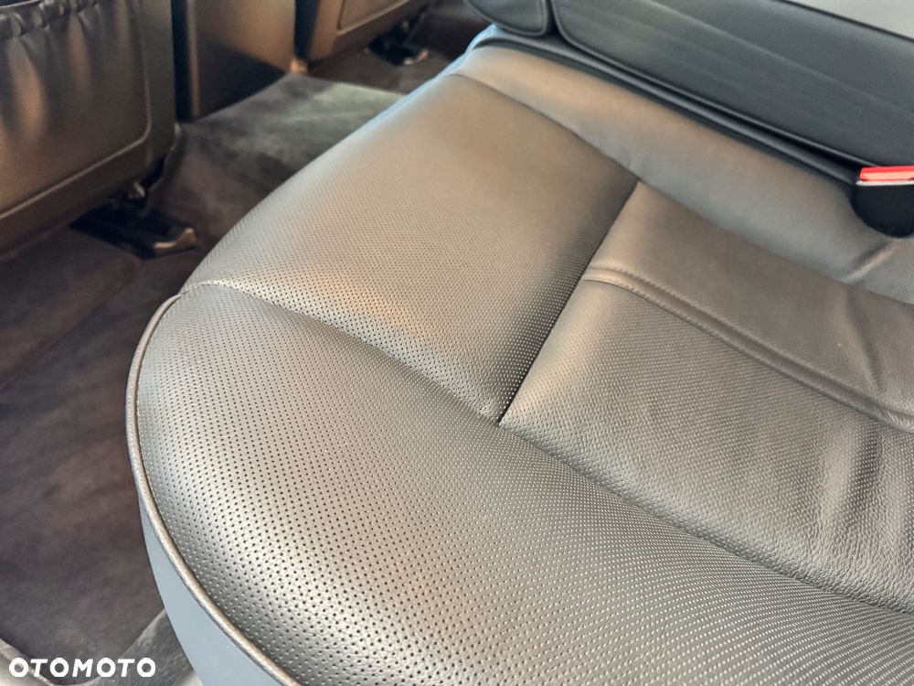 BMW Seria 7 750Li - 31