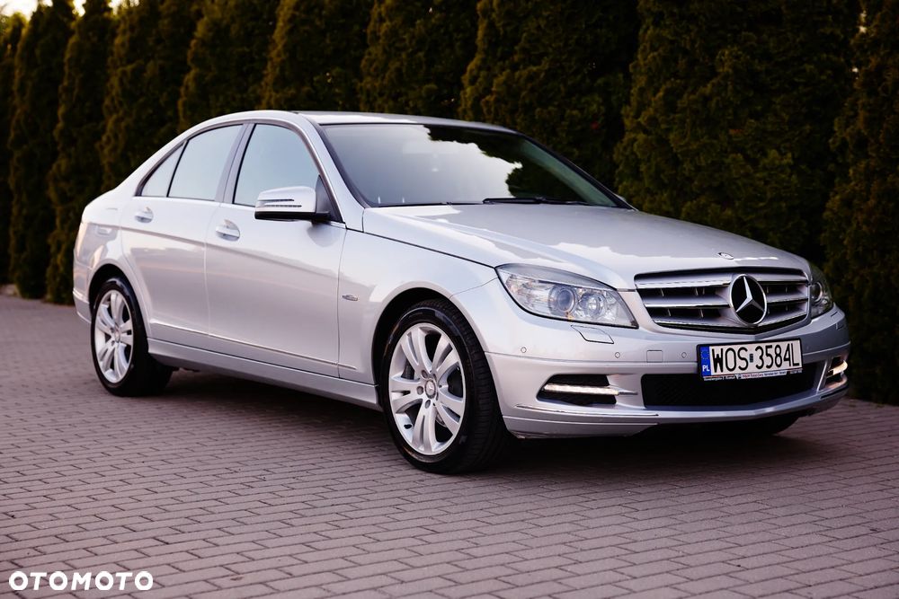 Mercedes-Benz Klasa C 220 CDI 7G-TRONIC Avantgarde Edition - 9