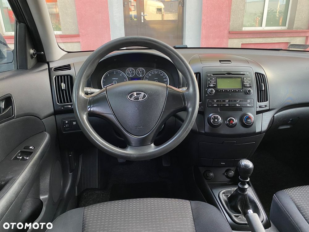 Hyundai i30 1.6 CRDi Base - 27