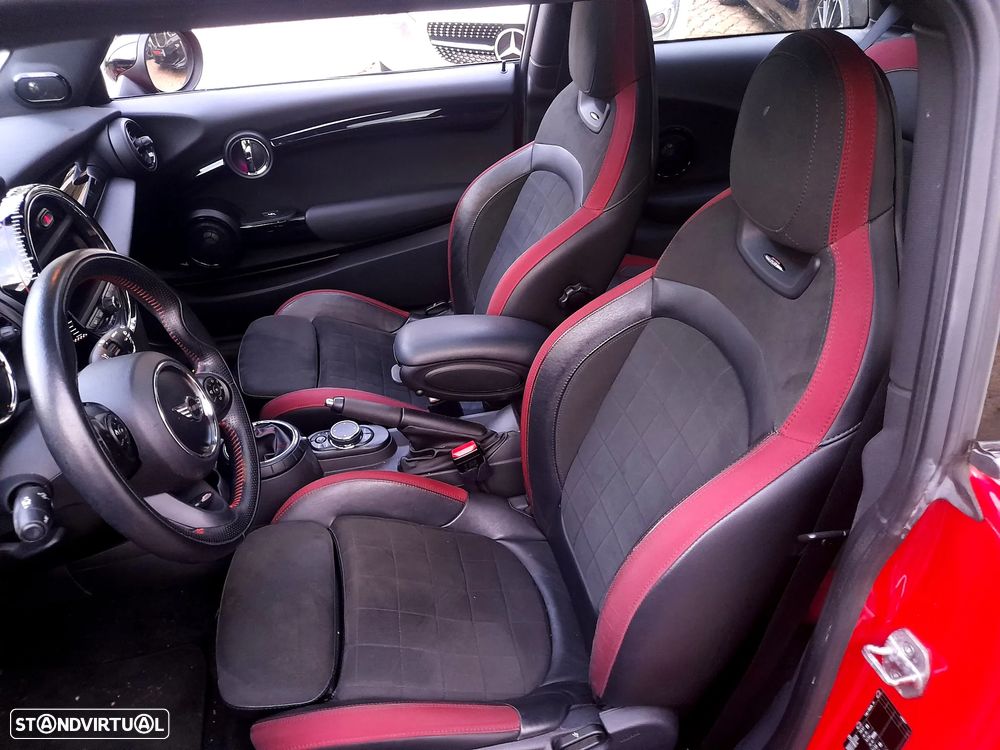 MINI 3 Portas John Cooper Works Auto Desportiva - 21