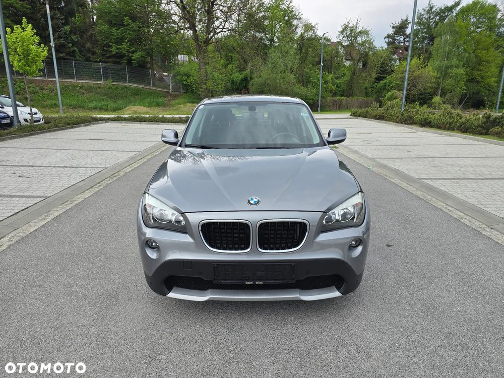 BMW X1 sDrive18d xLine - 23