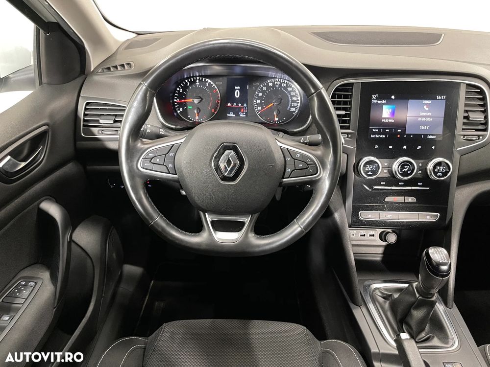 Renault Megane TCe 140 GPF Equilibre - 7