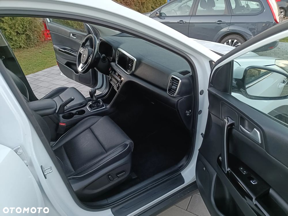 Kia Sportage 1.6 GDI 2WD Dream-Team Edition - 13