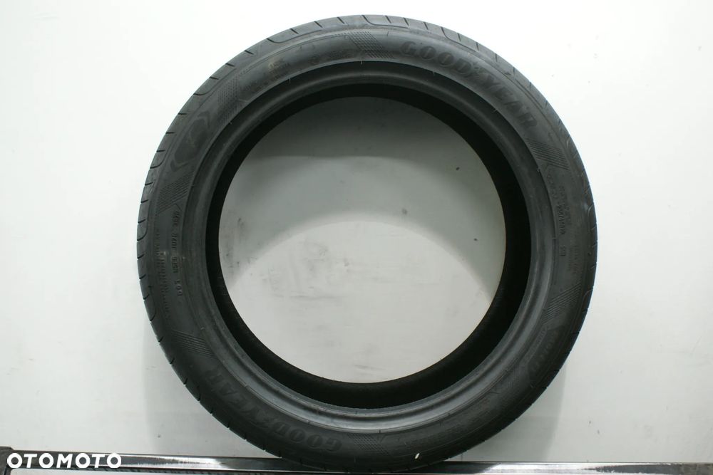 235/45R19 GOODYEAR EAGLE F1 ASYMMETRIC 5 , 7,8mm . - 3