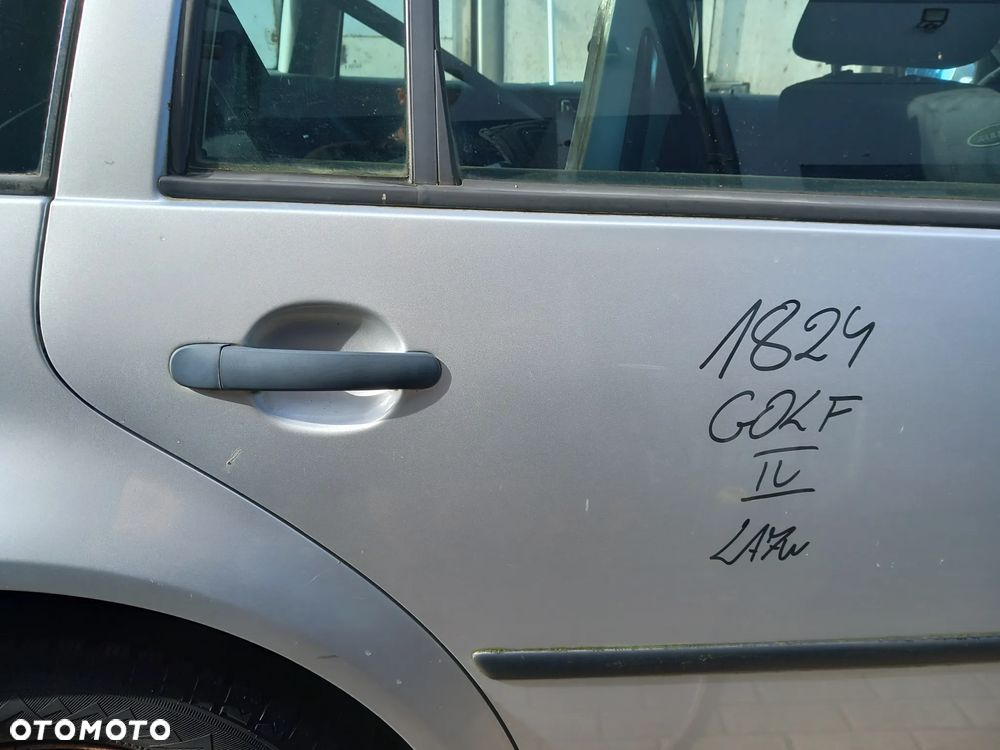 VW GOLF IV DRZWI PRAWE TYLNE PRAWY TYŁ KOMBI KOLOR: LA7W - 2