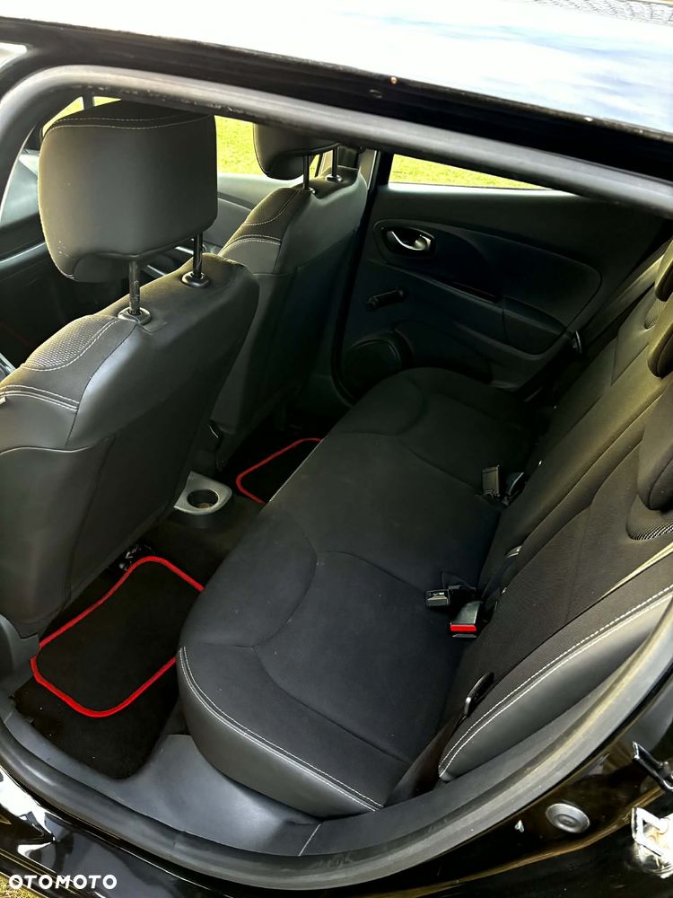 Renault Clio - 20