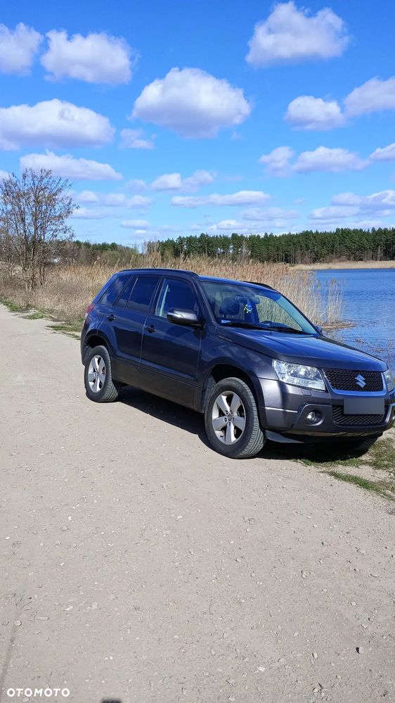 Suzuki Grand Vitara 2.4 De Luxe EU5 - 23