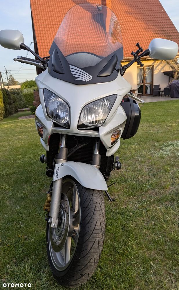 Honda CBF - 4