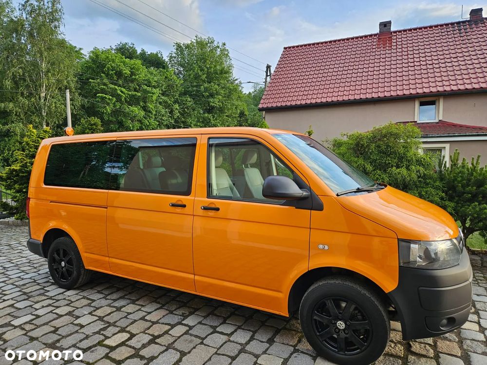 Volkswagen Transporter Caravelle Lang BMT Comfortline - 5