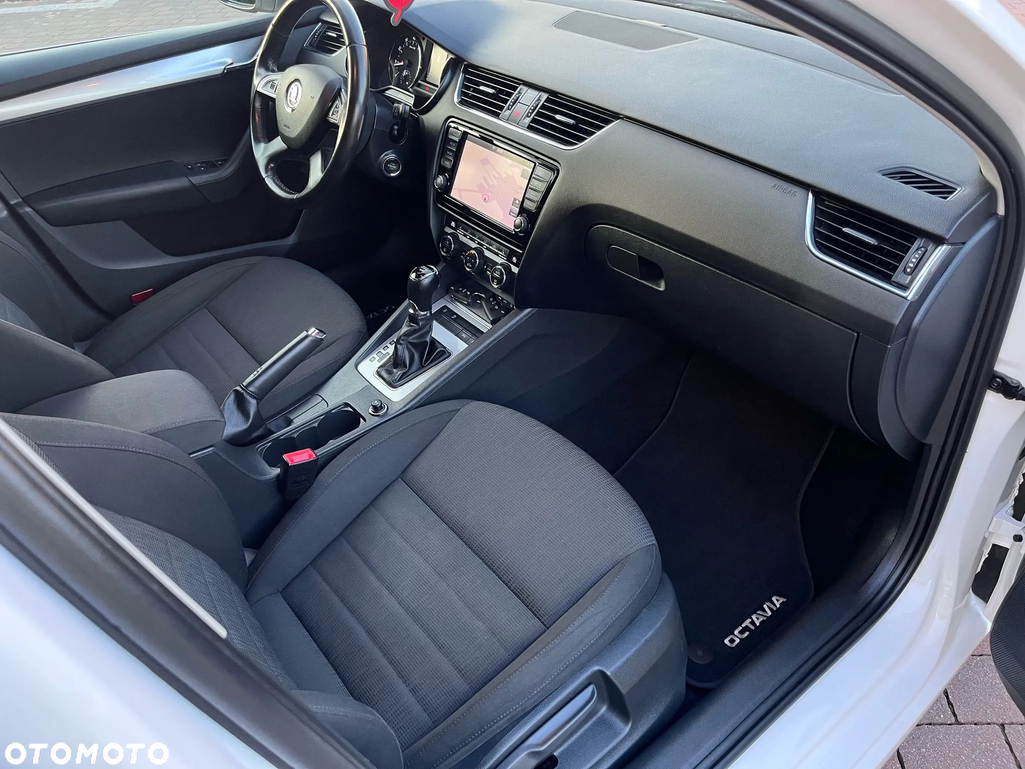 Skoda Octavia 1.4 TSI Edition DSG - 11
