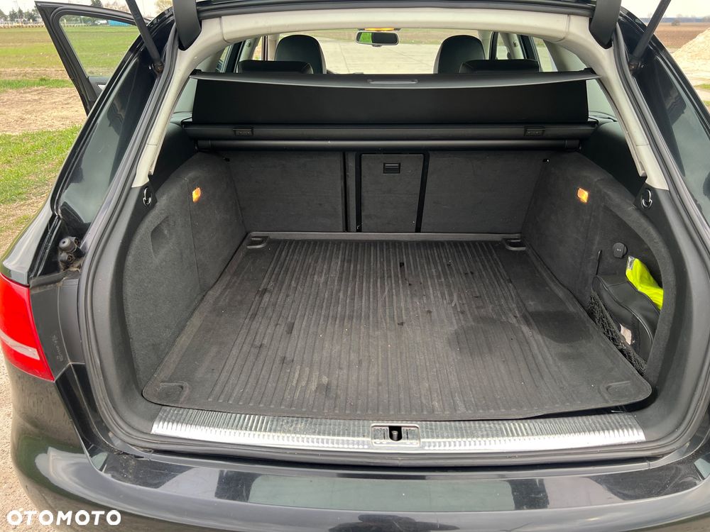 Audi A4 Avant 3.2 FSI Quattro Tiptronic - 13