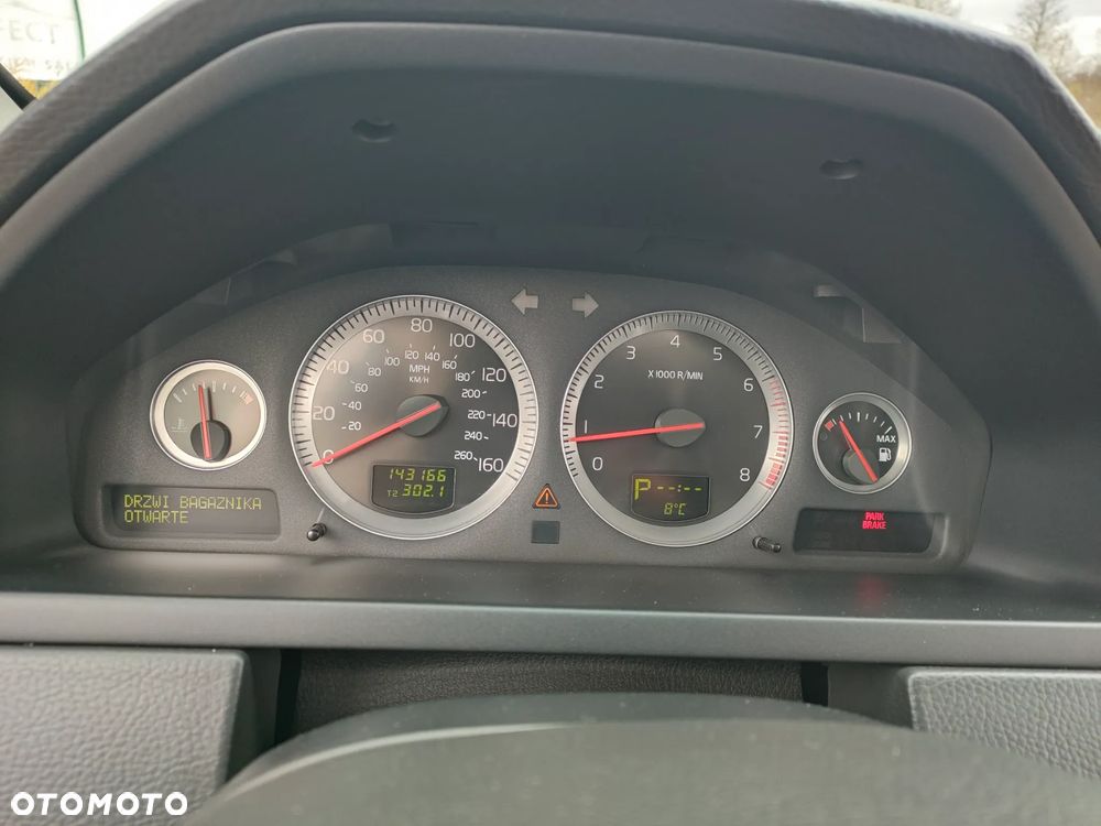 Volvo XC 90 - 26