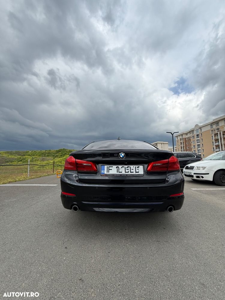 BMW Seria 5 520d Aut. Sport Line - 16