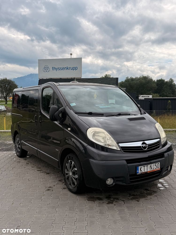 Opel Vivaro - 1