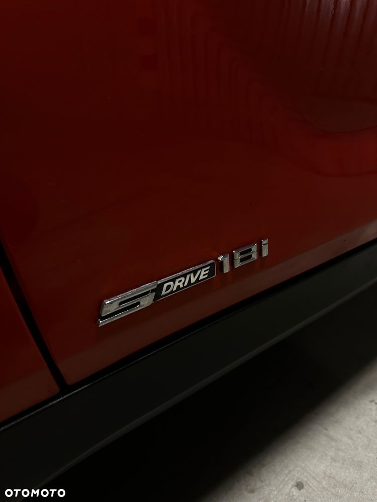 BMW X1 sDrive18i - 28