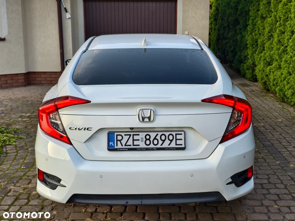 Honda Civic 1.5 i-VTEC Turbo Elegance - 9