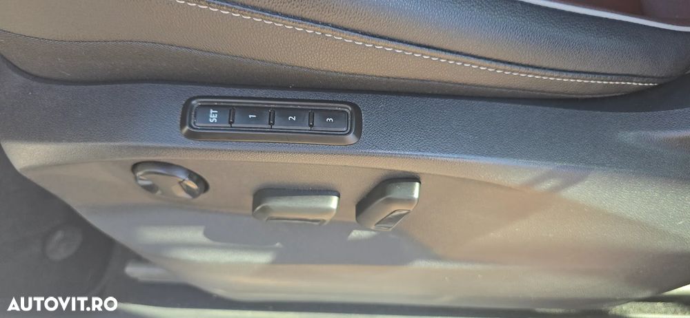 Volkswagen Tiguan 2.0 TDI SCR DSG Elegance - 15