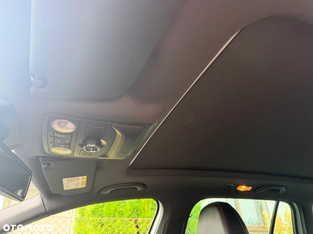 Skoda Octavia 2.0 TDI RS DSG - 32