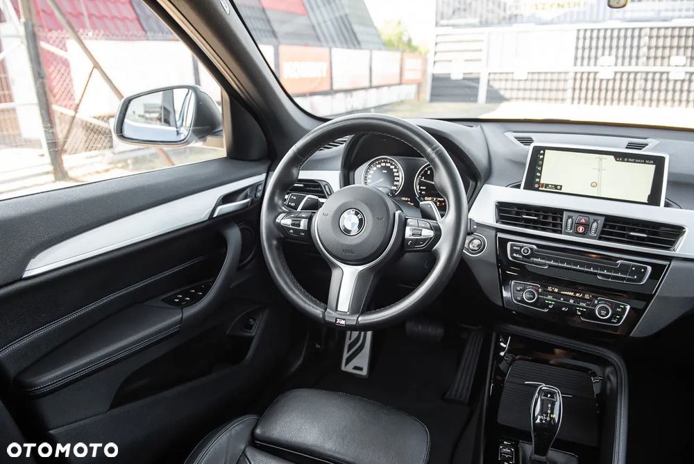 BMW X1 xDrive20i M Sport - 30