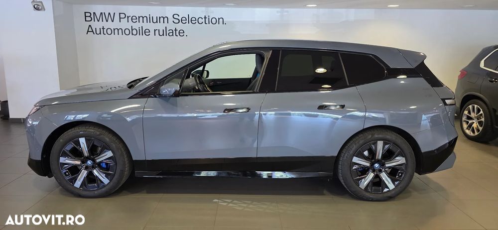 BMW iX xDrive50 - 3